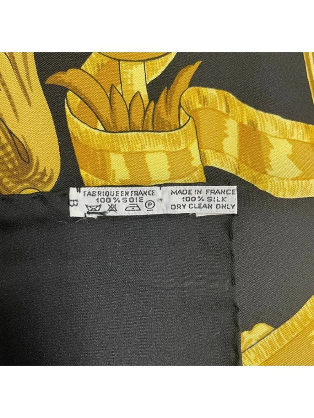 Hermes Scarf Silk Carre 90 Lemors a la Conetable Elegance Black Gold - Picture 8 of 8